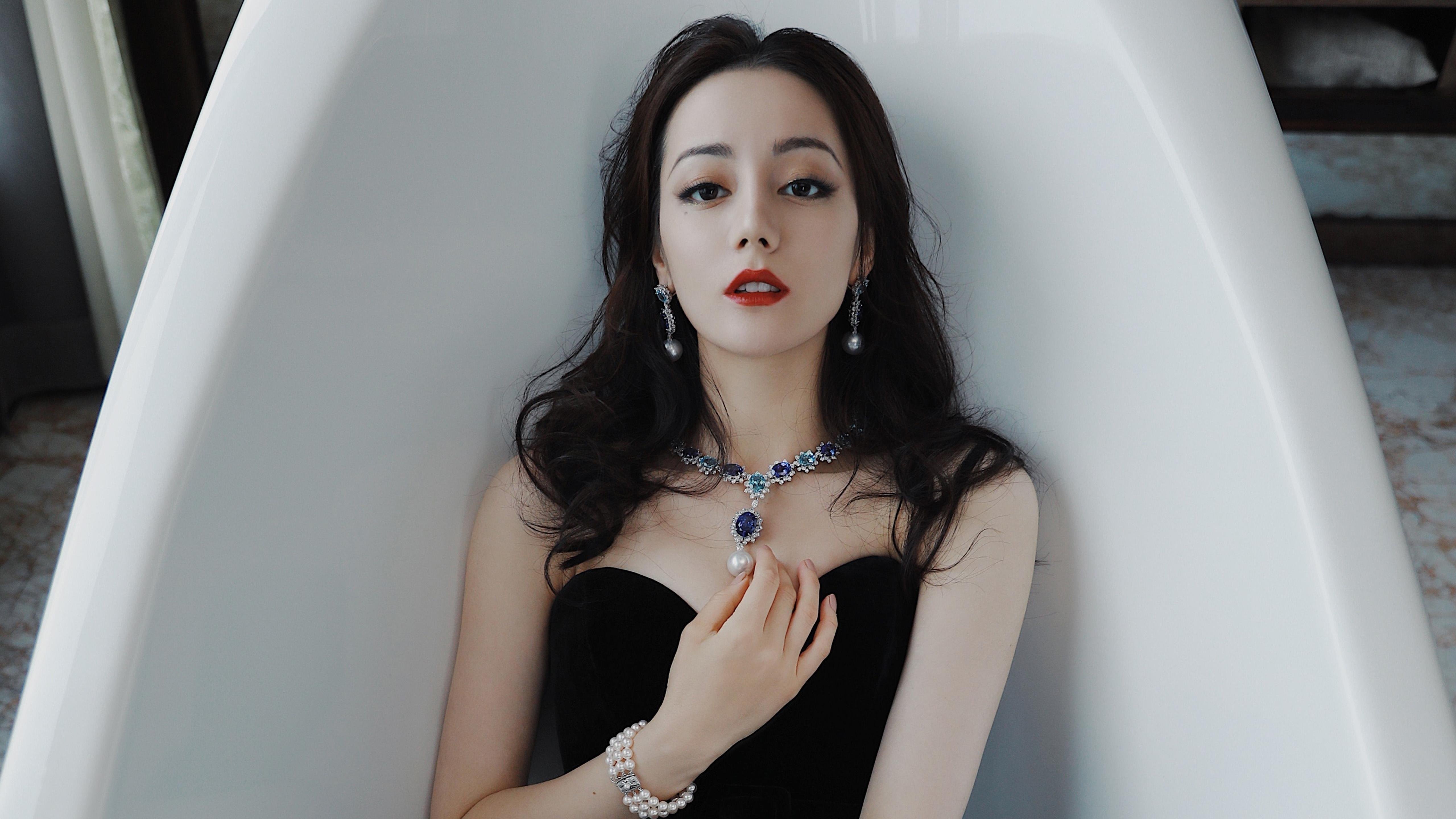 开云平台-“英超豪强鏖战，争冠格局逐步明晰”，英超争冠形势