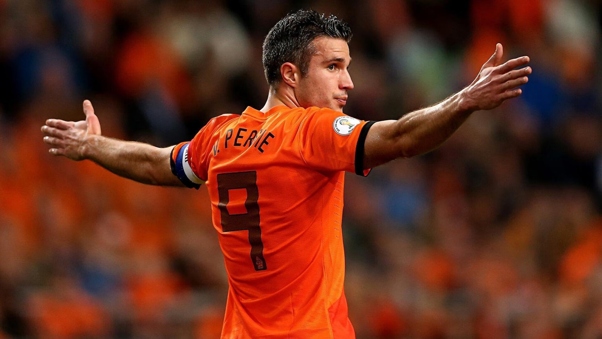 开云体育视频直播-特色足球商品在国际市场稳步扩大，推动体育产业出口，足球特色展示